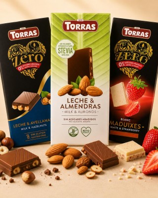 Torras Trio: mandeles, lazdu rieksti un zemenes