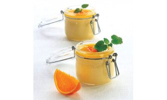 Порадуйте себя чем-нибудь солнечным - вкусным, ярким и здоровым апельсиновым муссом.
